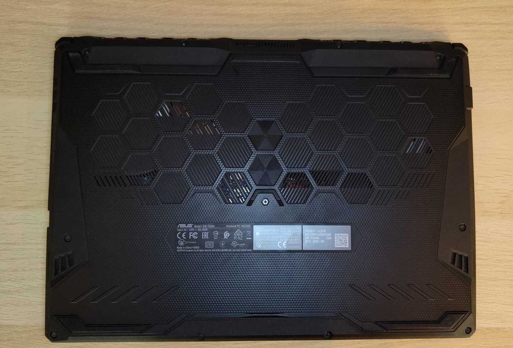 Laptop Gaming ASUS TUF 15' - GTX 1660 TI 6GB, Ryzen 7 4800H, RAM 32GB