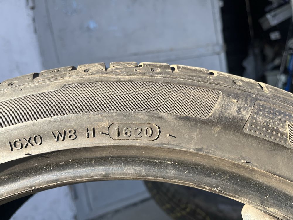 2 бр. летни гуми 225/45/19 Hankook 6+ mm DOT 1620