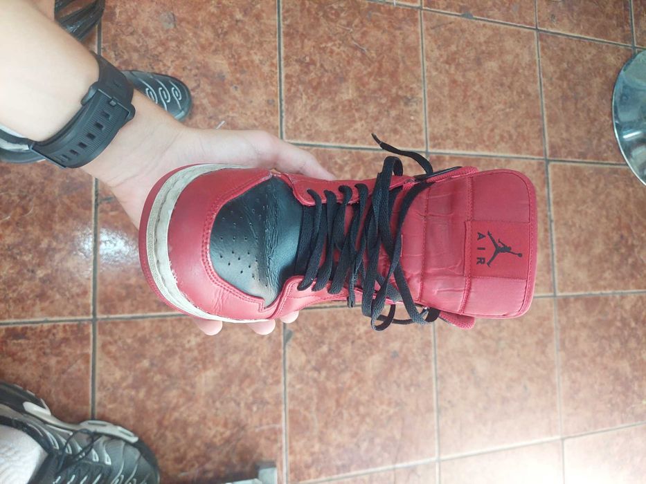 Jordan 1 mid оригинални