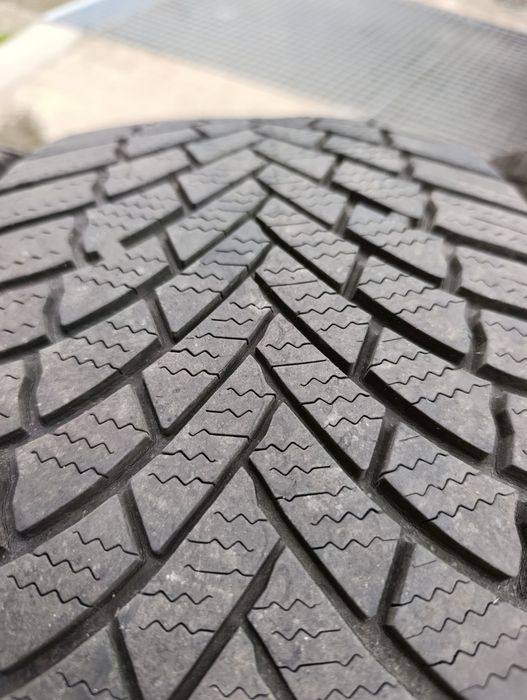 Anvelope iarna 235.55.19