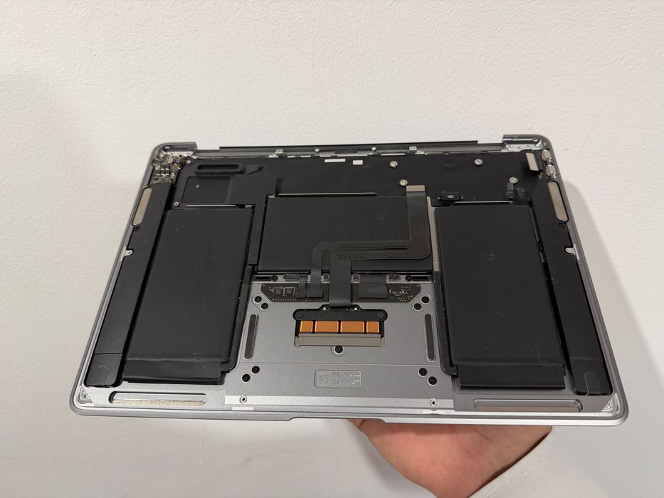 Topcase Space Grey Tastatura Trackpad MacBook Air 13 A2337 2020 M1