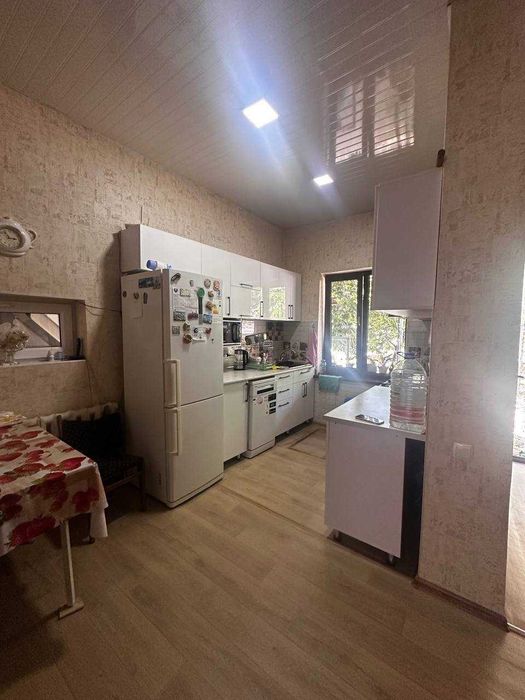 Шайхонтохур Ахл Махалла томонда ховли сотилади