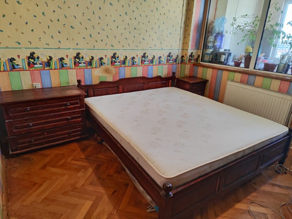 Дървено легло с матрак+скрин