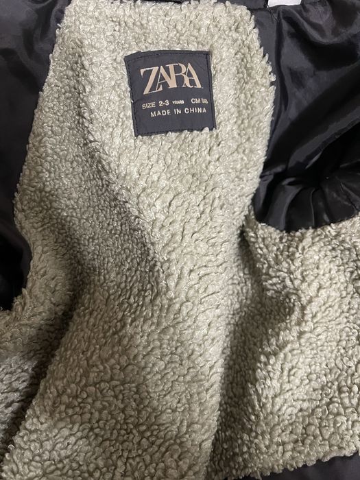 Geaca Zara ,marime 98cm,impermeabila-perfecta pentru iarna.