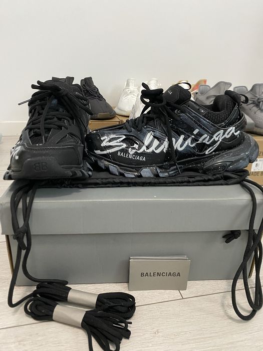 Balenciaga Track Noi, Originali