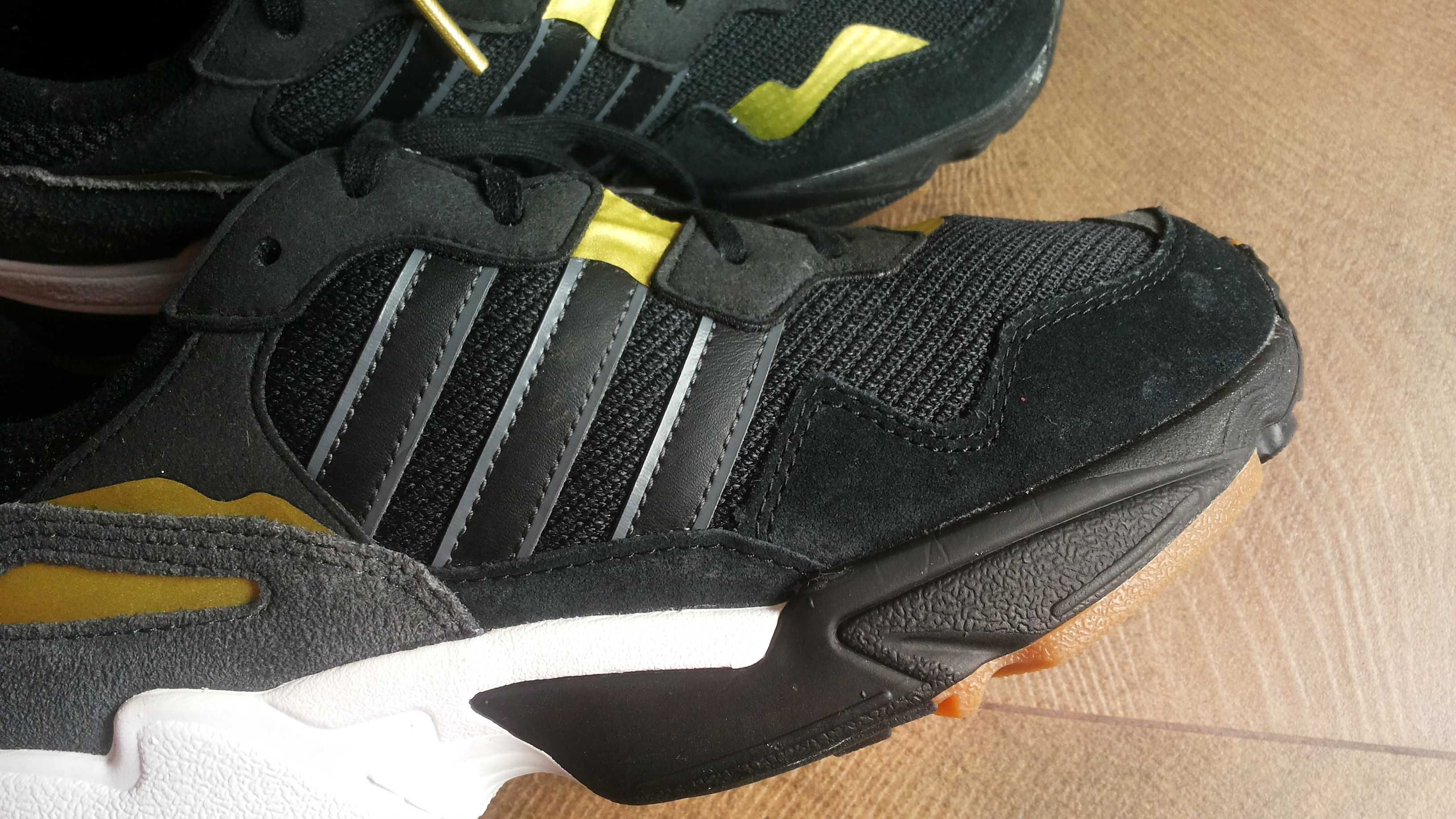 Adidas Yung-96 J Black Gray Gold Размер EUR 38/UK 5 маратонки 174-14-S