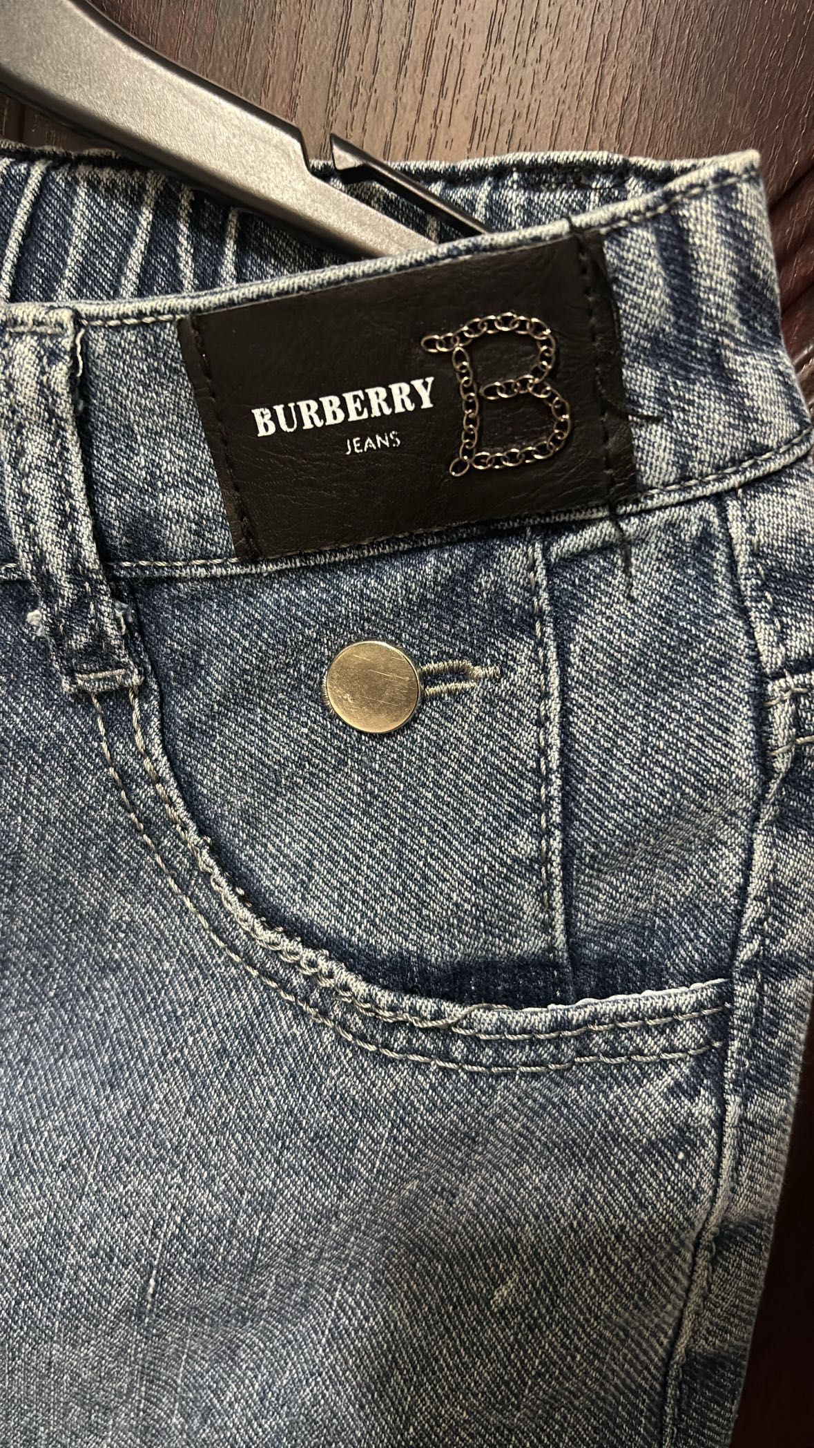 Джинсы BURBERRY голубые