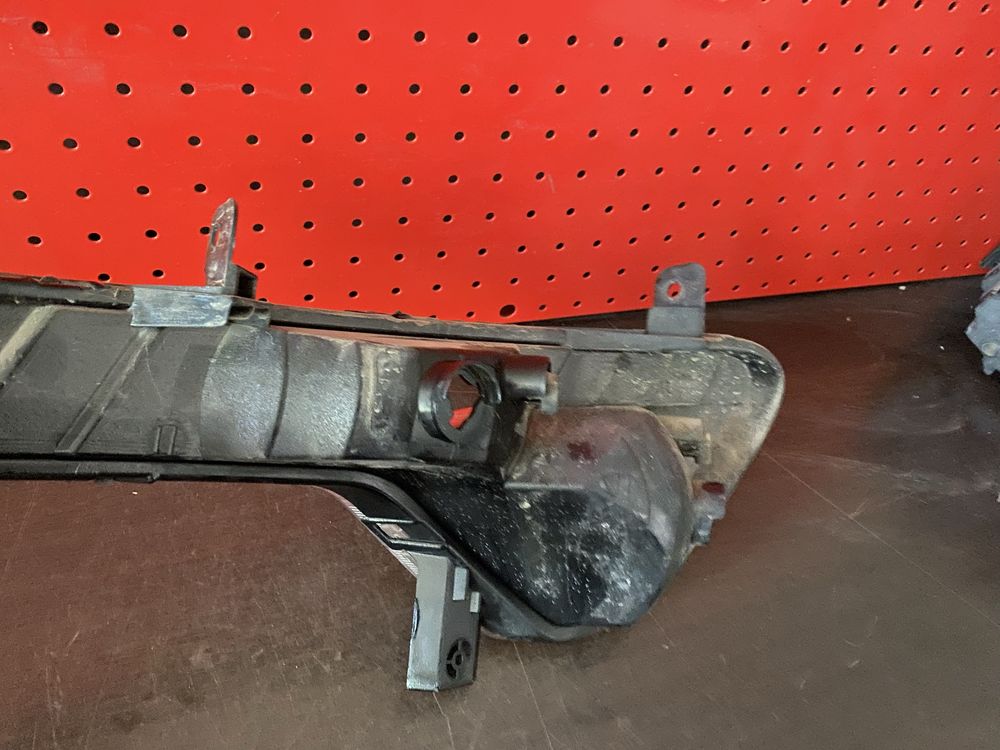 Proiector dreapta ceata si cornering  Kia Sportage an 2010-2014
