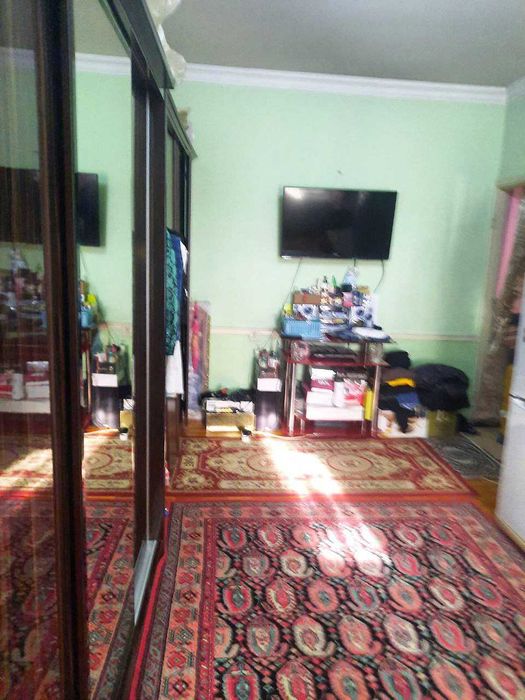 Продаётся квартира Юнусабад10 1 ком 44 м2 балкон 2х6