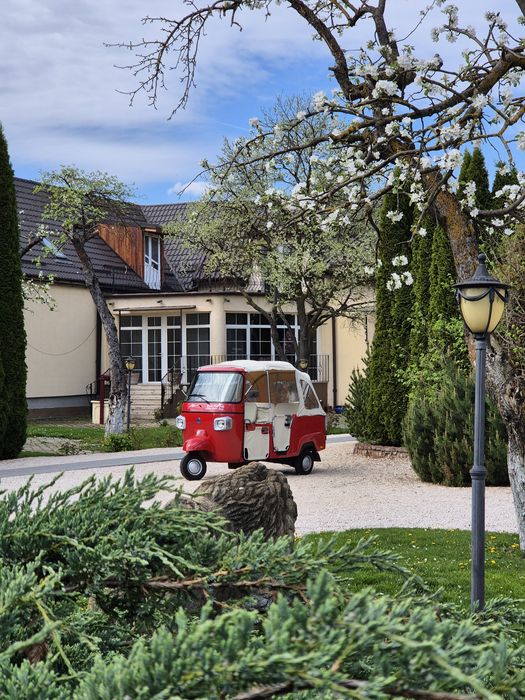 The Tuk - Cigar Bar | Lemonade Bar | Prosecco Bar