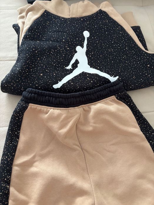 Детски спортен комплект Nike Jordan