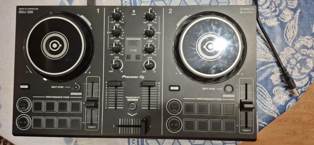Pioneer Dj DDJ-200 DJ контролер