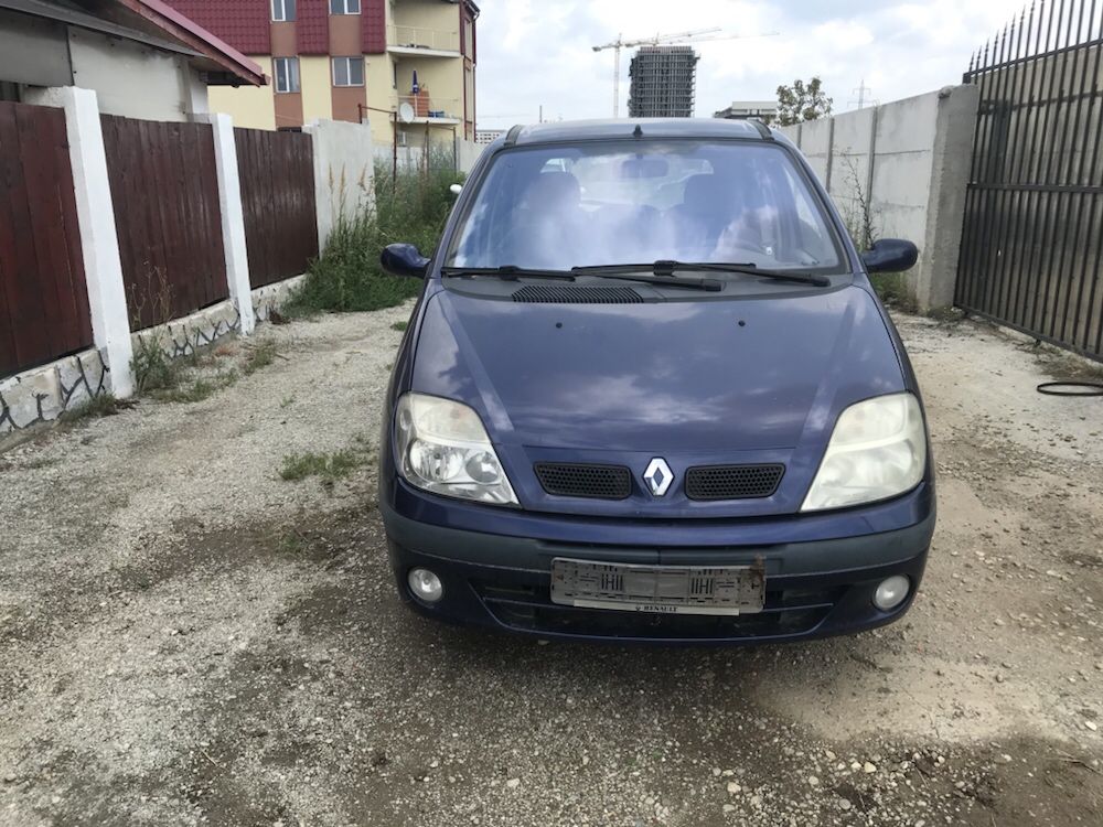 Dezmembrez Renault Scenic 1.9 diesel