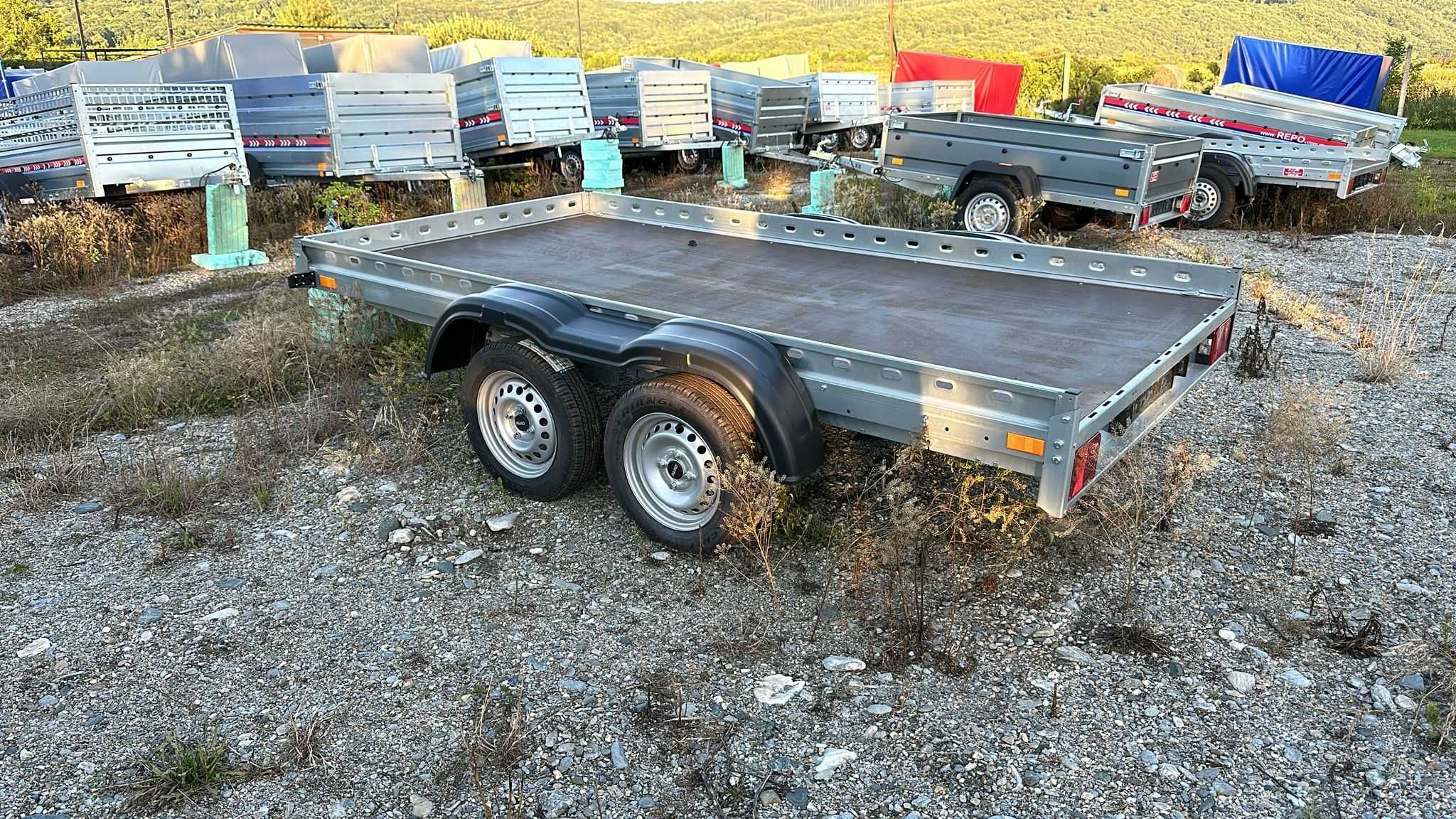 Remorca noua de transport marfuri universala Premium