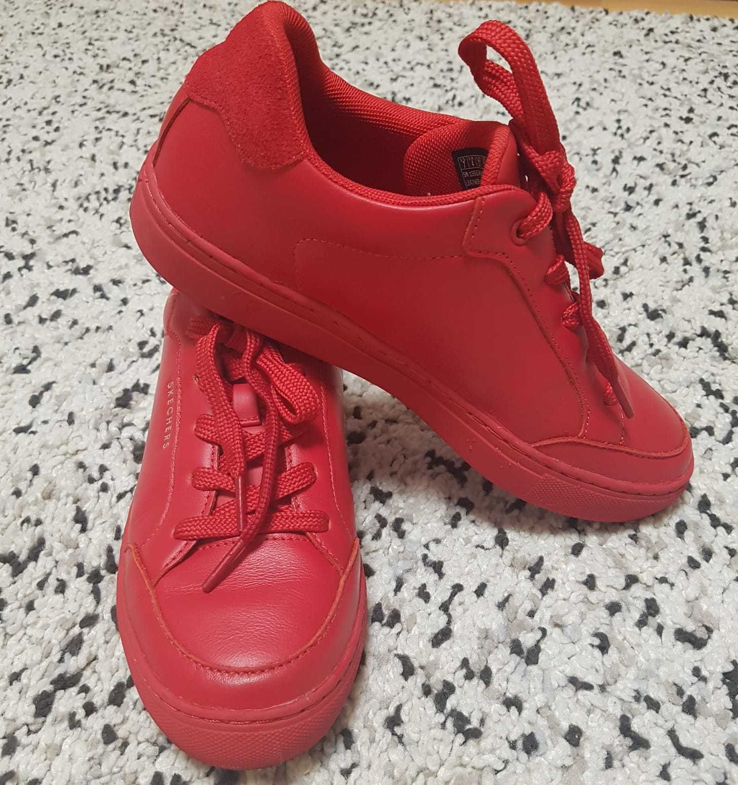 Sneakers low - roșu marca Skechers marimea 37