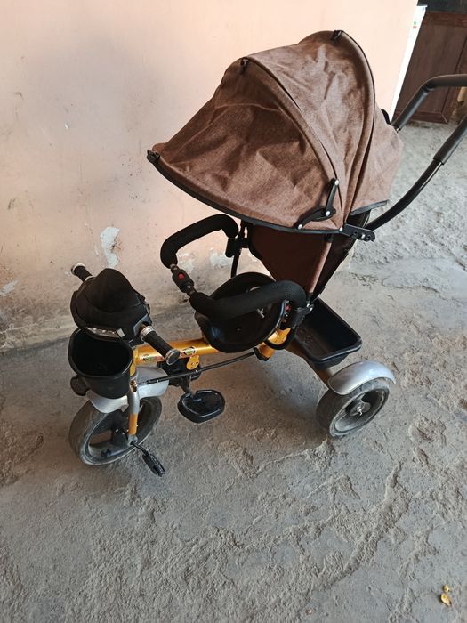 3 oyoqli velosiped ushlab surib yurgichli qulay soyabonli muzikalari b