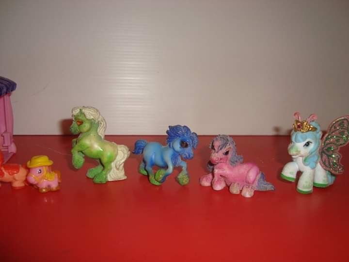 Filly figurine caluti