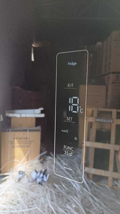 Холодильник Muzlatkich Haladelni Xolodilnik