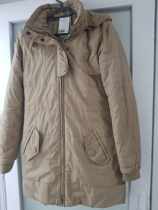 Vând haină de iarnă H&M