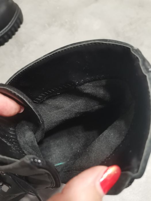 Нови дамски зимни боти номер 38