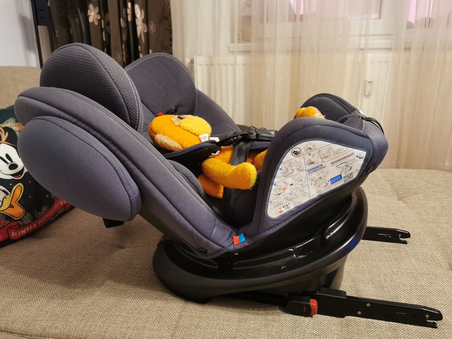 Scaun auto Chicco Unico+ 360 grade cu isofix