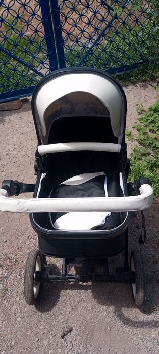 Продам коляску в хорошем состоянии