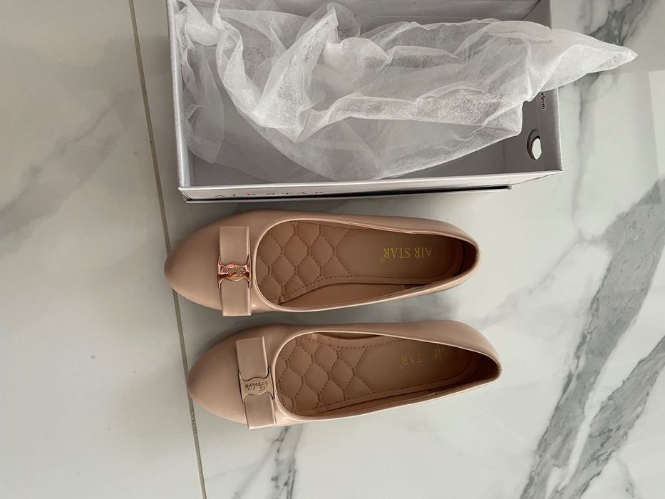 Дамски обувки различни видове