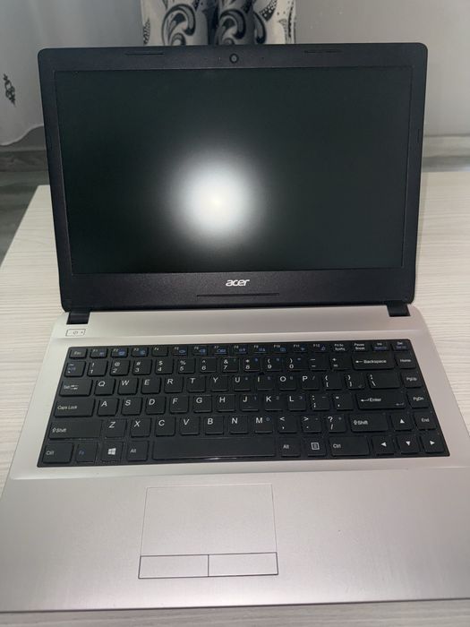 Leptop Acer One 14 Z2-485