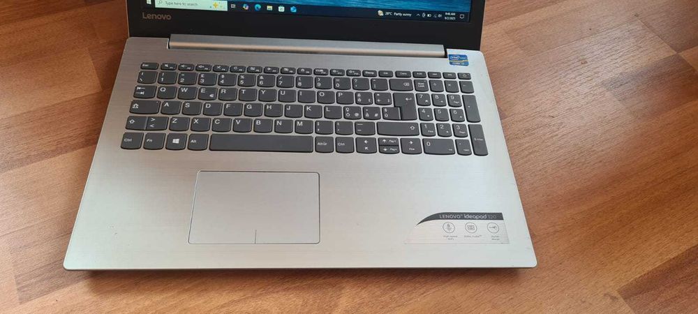 Laptop Lenovo core i3 ,  12 gb ram ssd 240