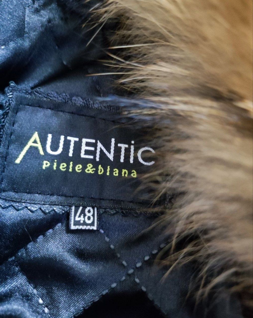 Срочно продам новый кожаный женский куртка сама купила из Турции