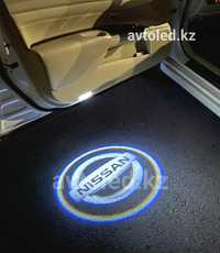 Ниссан Мурано подсветка дверей с лого тюнинг авто Led подарок мужчине
