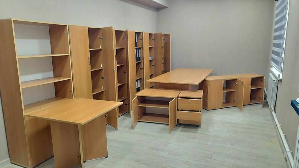 Ofis mebellari sotiladi