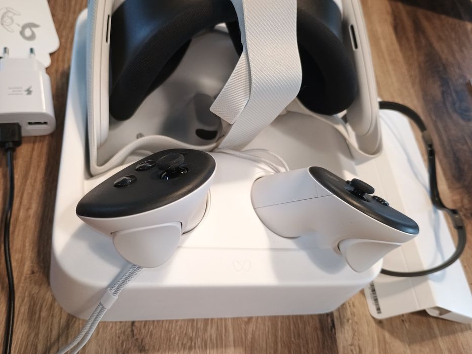 Ochelari VR Meta Quest 3S, 128 GB, Alb
