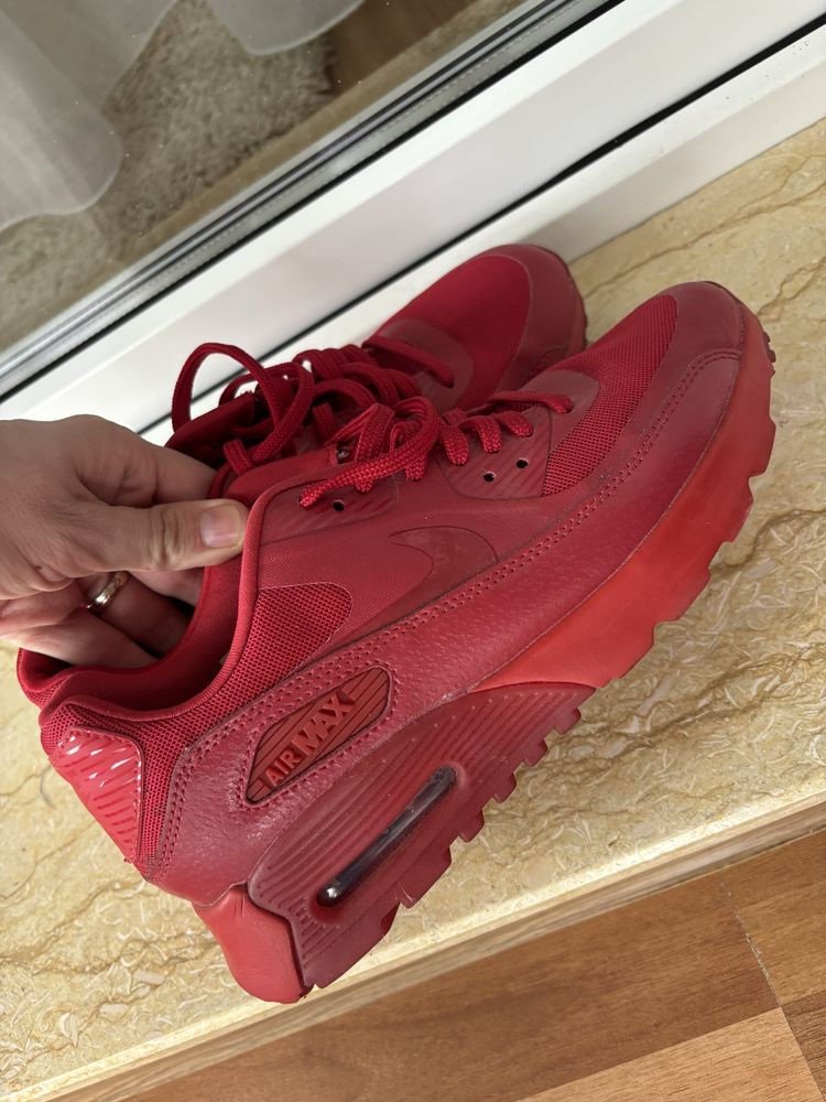 Adidasi Nike Air Max 38