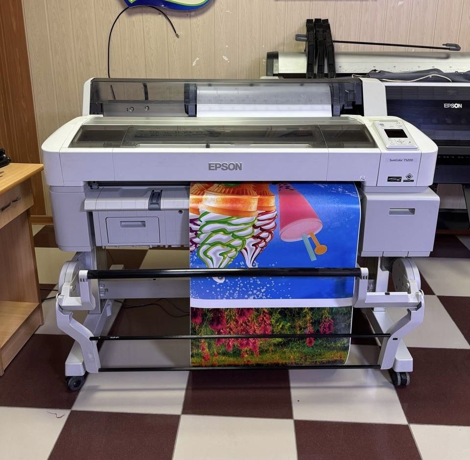 Plotter Epson SureColor T5200
