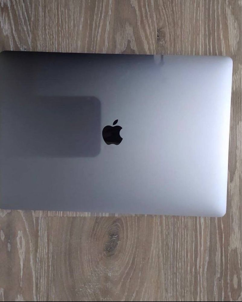 Srochna MacBook Pro core i7  1 Tirabayt 2017