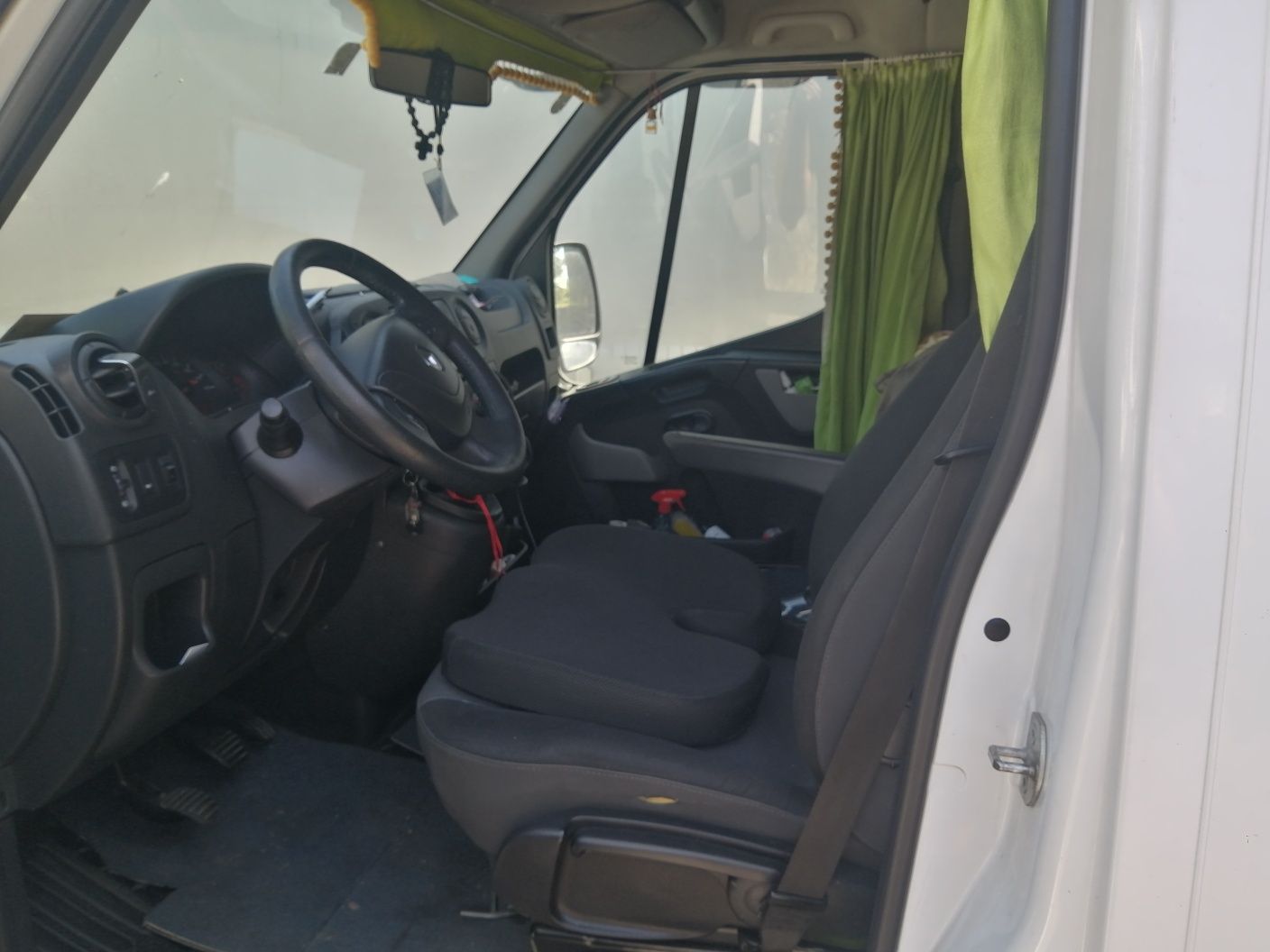 Firma + Renault Master euro 6 2018