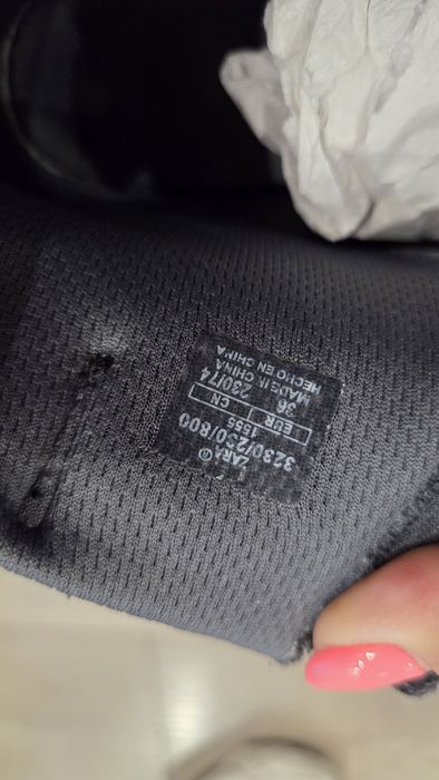 Продавам дамски високи кецове Zara