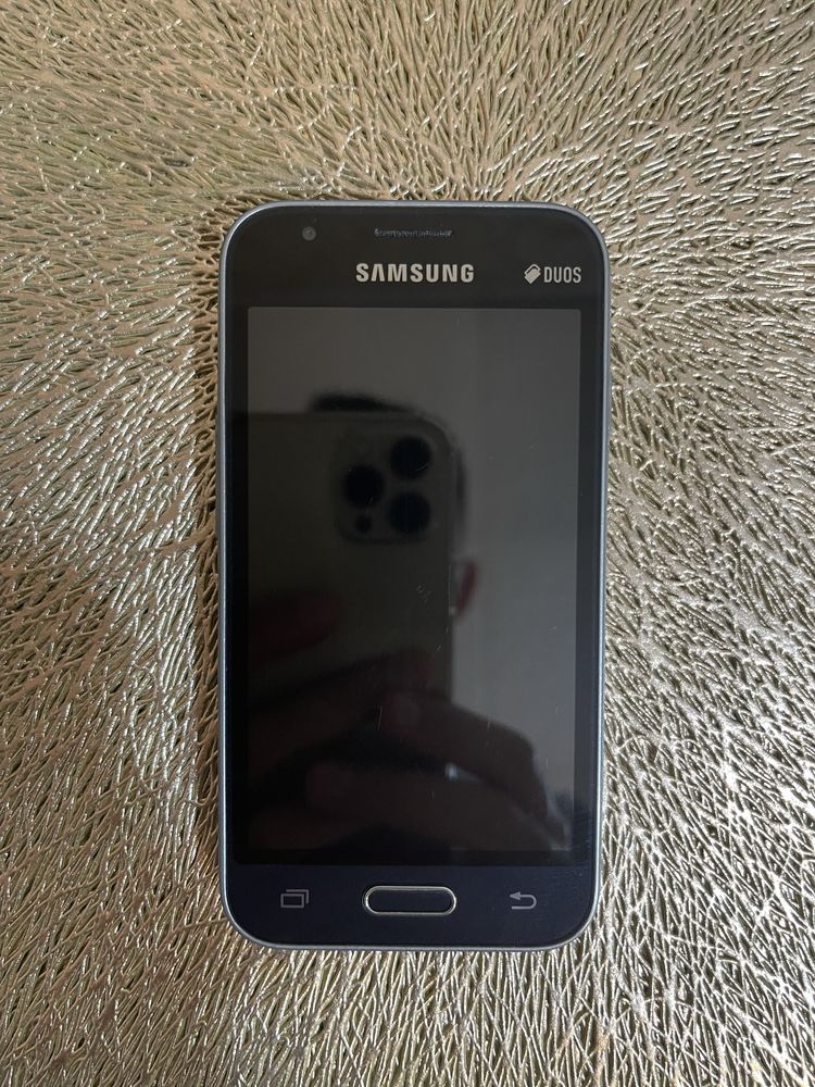 Продам телефон Galaxy J1 Mini