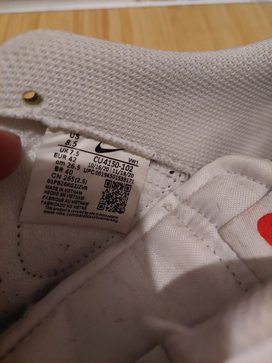 Adidasi Nike măsură 42-26,5 cm interior