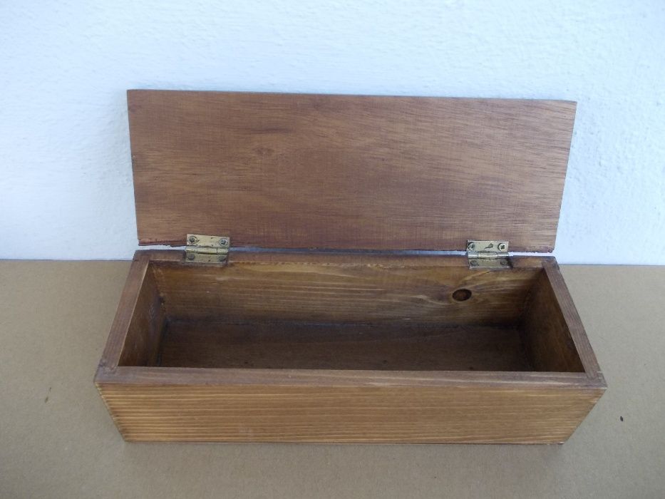 Cutie veche din lemn pentru bijuterii 3