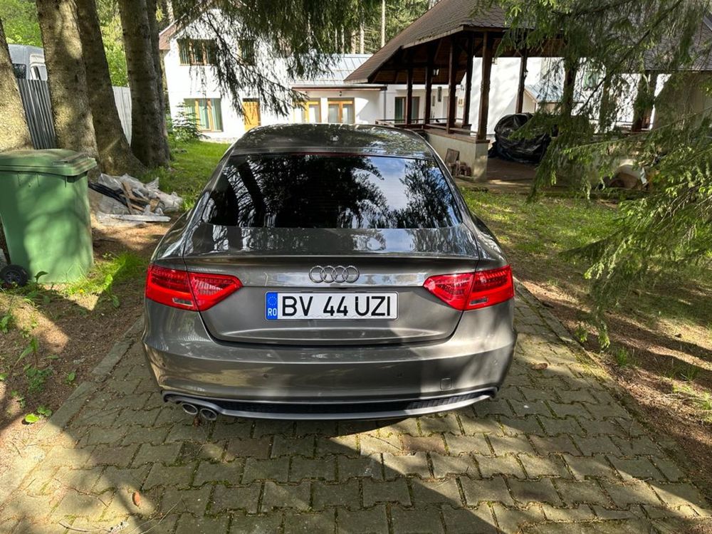 Audi A5 - 2.0 TDI sline