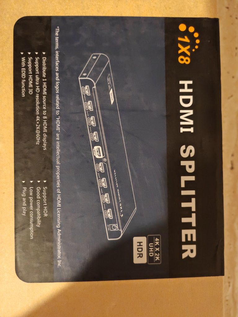 Vând HDMI spliter 4K cu 8 porturi out și 1 port in