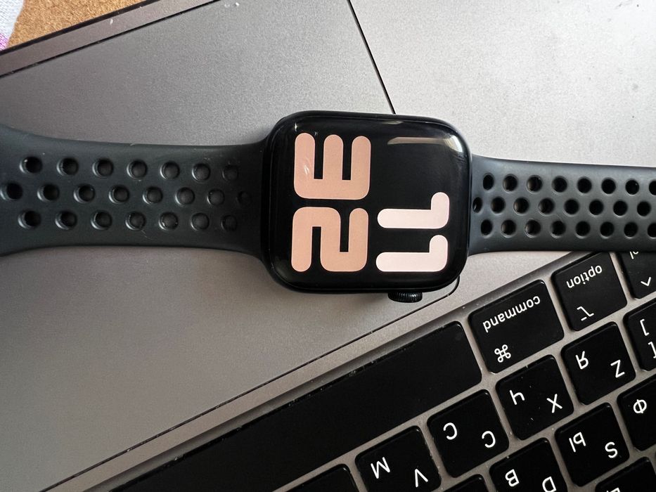 Apple Watch 7 45 mm 45000 тг