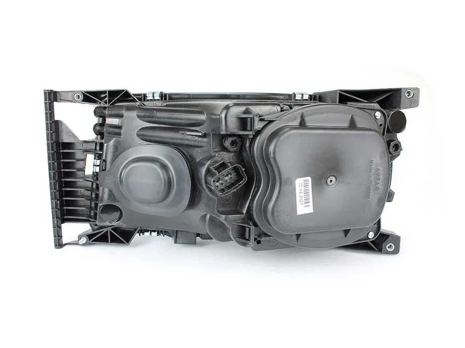 Фарове Фар за Скания П-Г-Р-Т / Scania P-G-R-T 2008 + HID balance