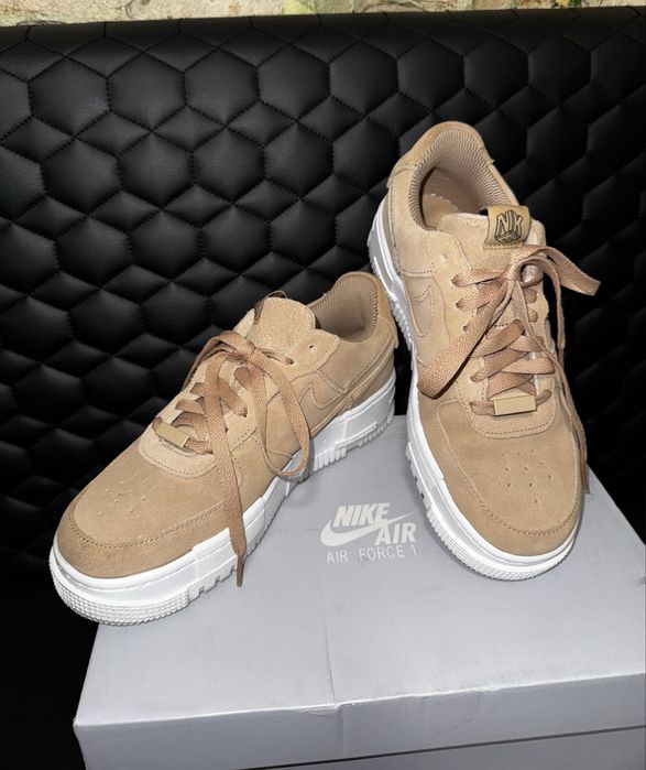 Adidasi Nike Air Force 1 Pixel Dama