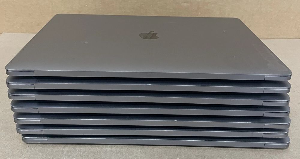 MacBook Pro 15 inch 512 GB OPTOM narhda