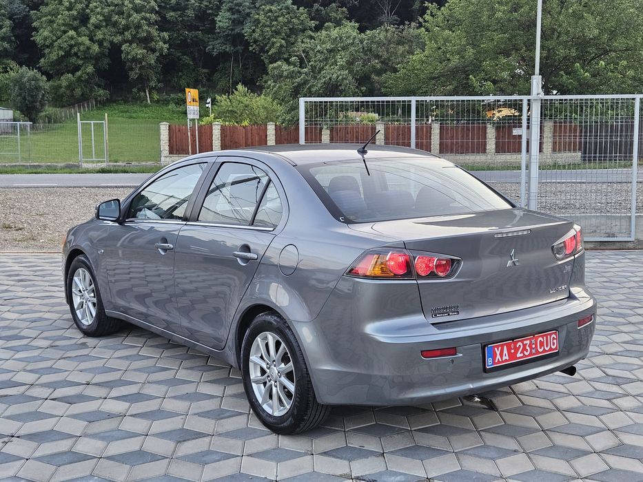 Mitsubishi Lancer  1.6 benzina euro 6 !
