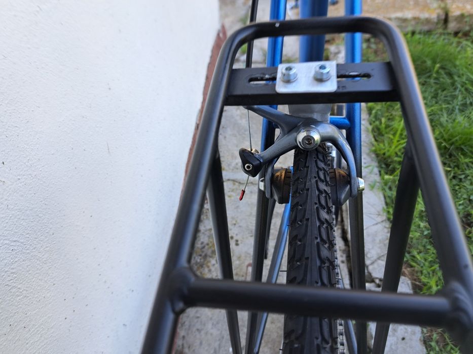 Vând bicicletă cursieră Gudereit.