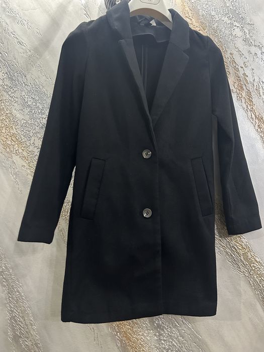 Palton negru marimea xs -s 50 lei